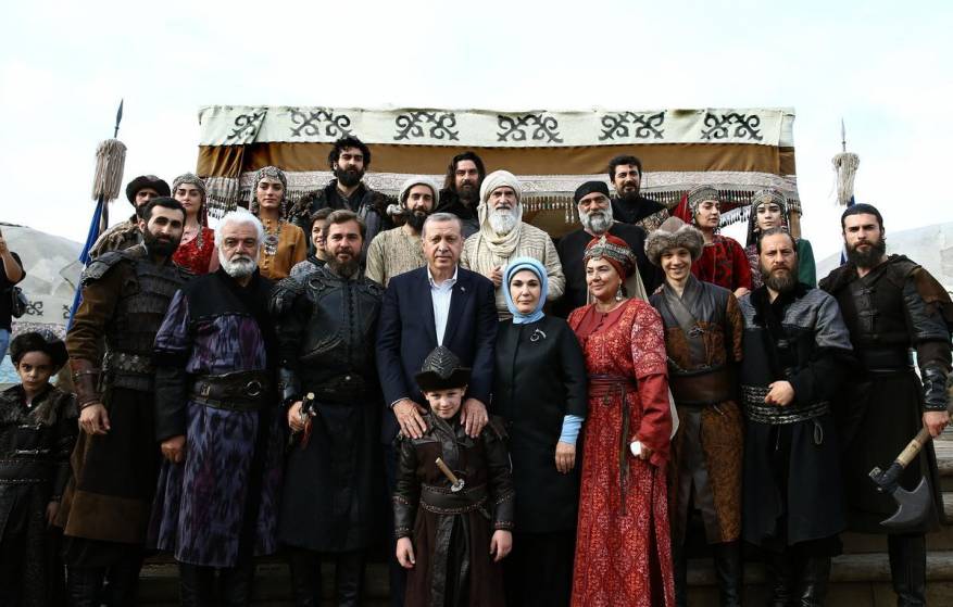 اردوغان يشرف ويتابع إنتاج مسلسل قيامة ارطغرل