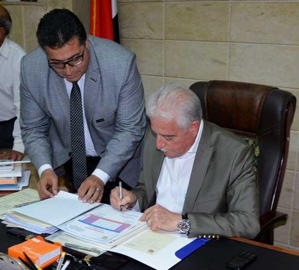 محافظ جنوب سيناء يعتمد نتيجة الشهادة الإعدادية