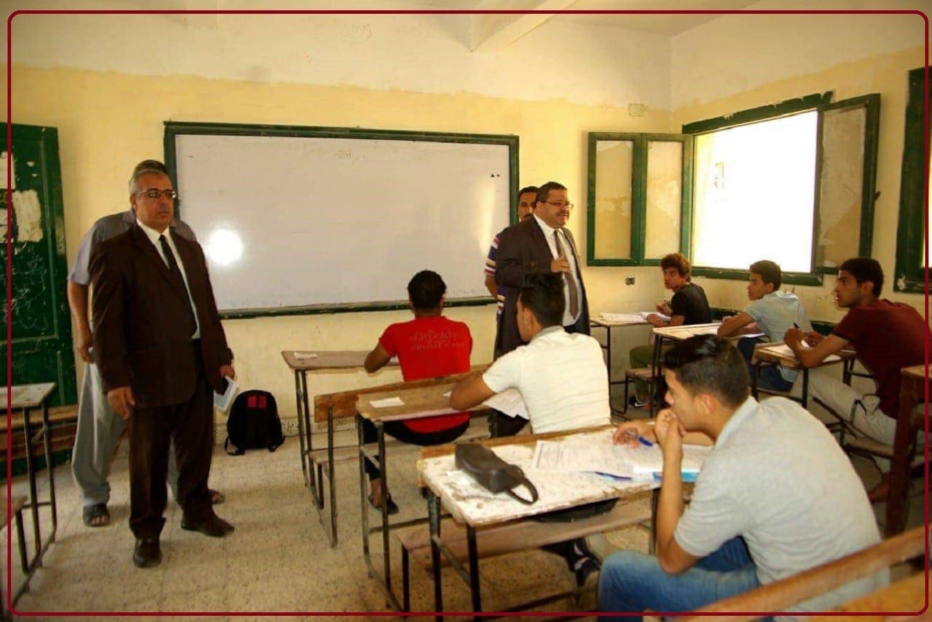 نموذد اجابة امتحان الفيزياء
