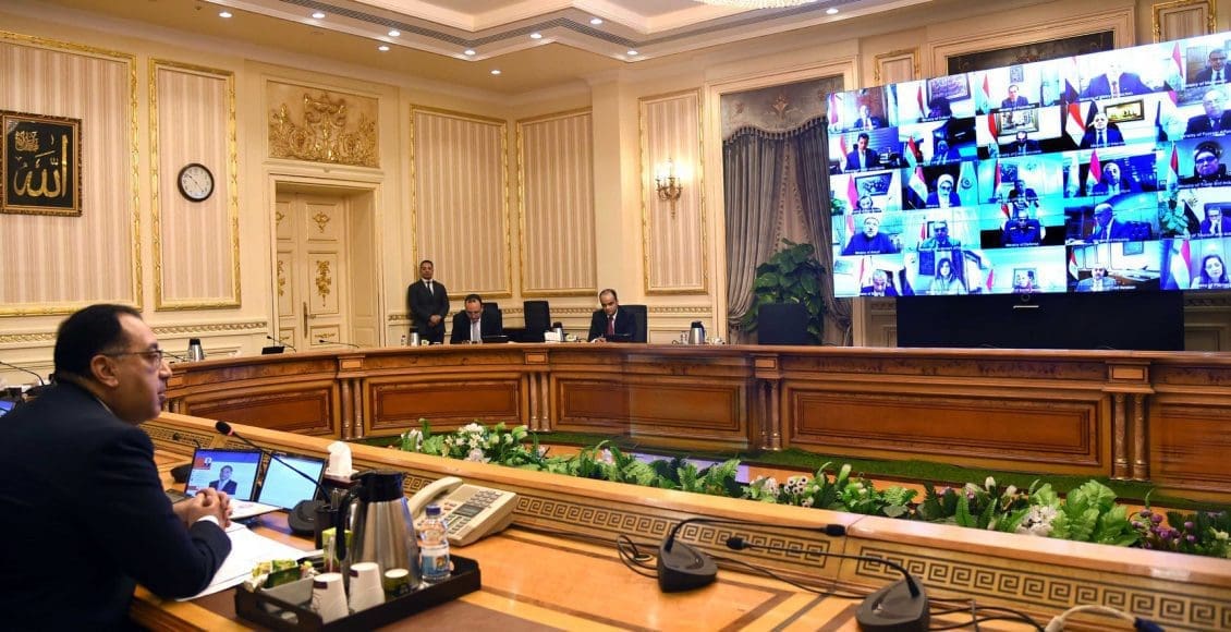 الحكومة ترد على 16 شائعة ترددت على السوشيال ميديا