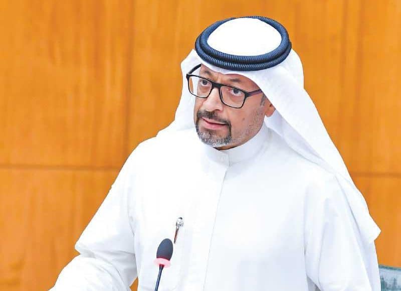 أسباب استقالة وزير المالية خليفة حمادة