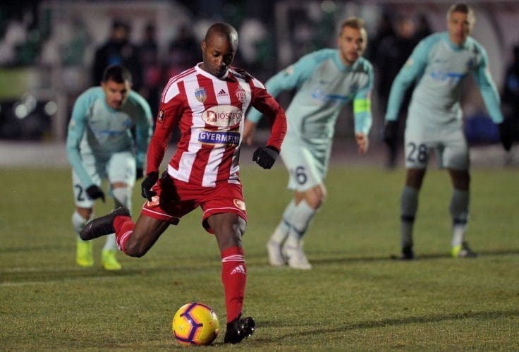 إبراهيما تانديا لاعب القادسية الجديد