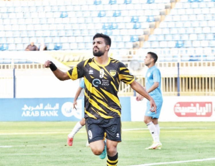 محمد موالي لاعب النصر العماني الجديد