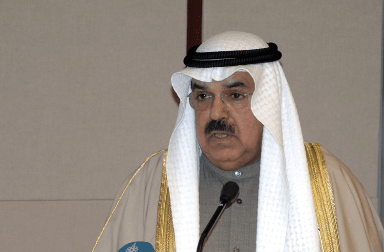 وفاة عبدالله الطويل وزير التجارة الكويتي الأسبق